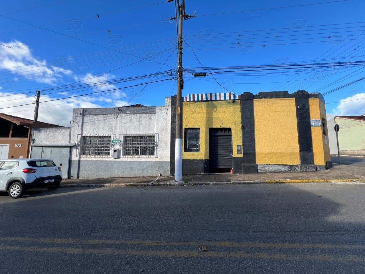 Casa à venda no Centro: 