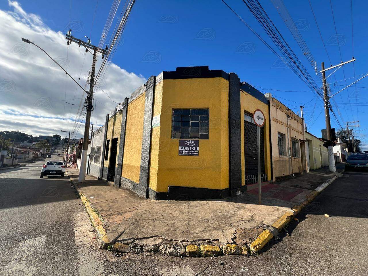 Casa à venda no Centro: 