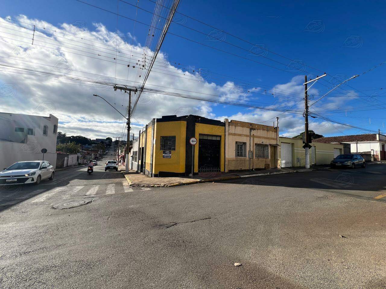 Casa à venda no Centro: 