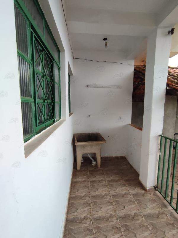 Casa para aluguel no Ginásio: 