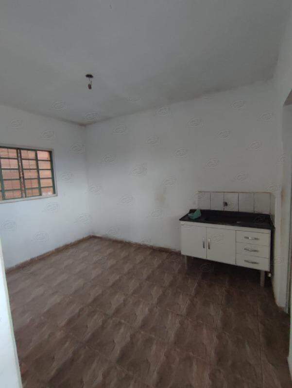 Casa para aluguel no Ginásio: 