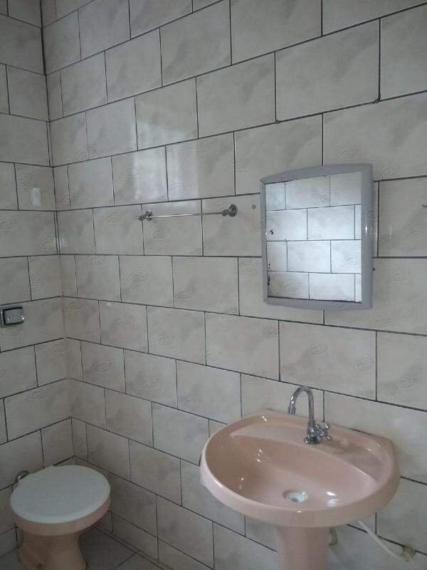 Casa à venda no Jardim Comodoro: 