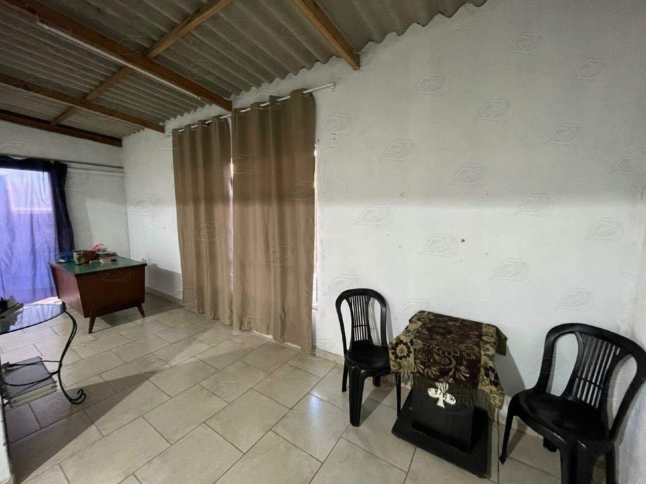 Casa à venda no Centro: 