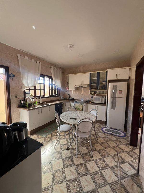 Casa à venda no Jardim Morungava: 