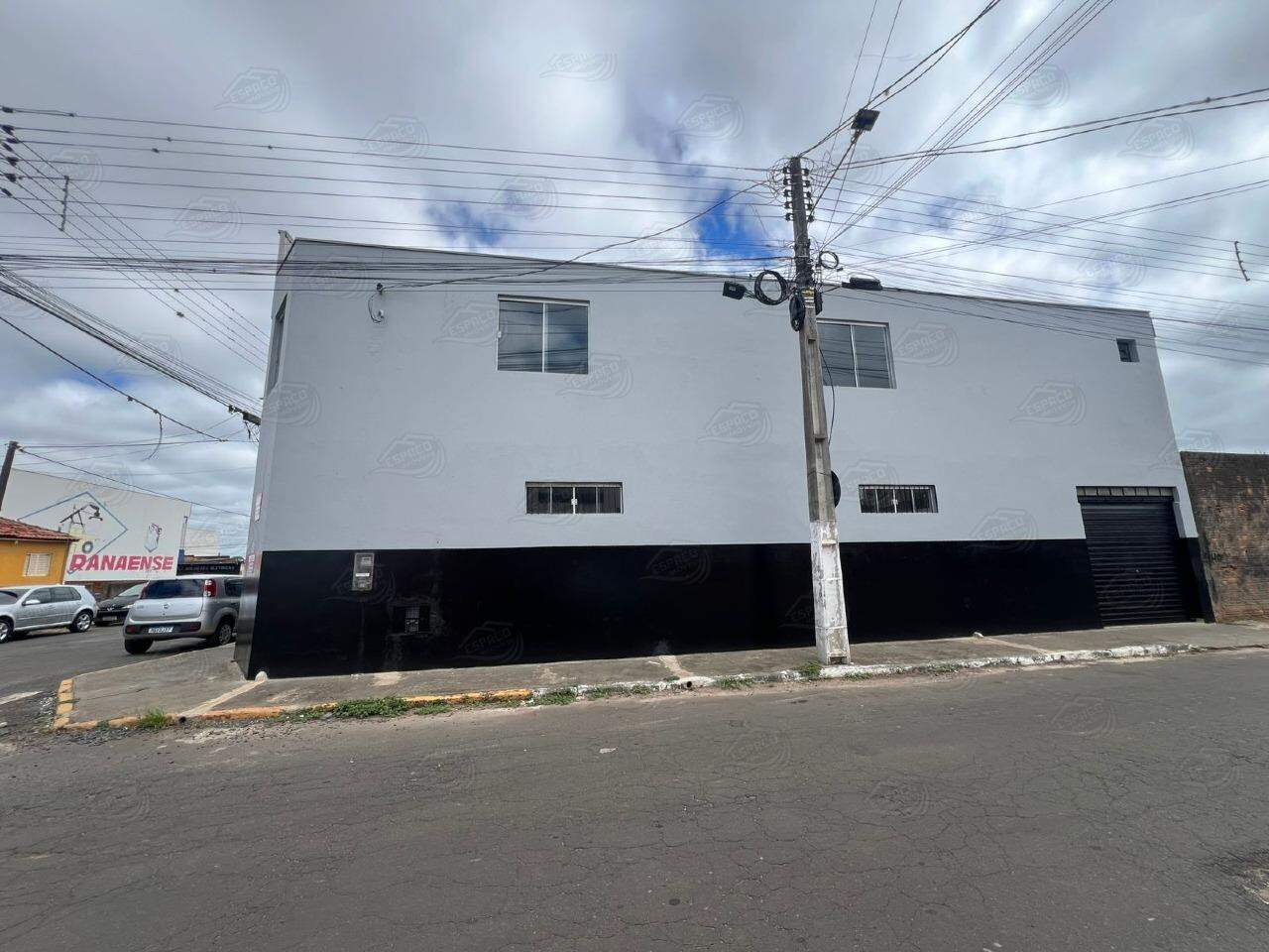 Ponto para aluguel no Centro: 