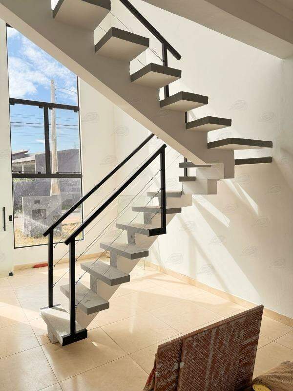 Casa à venda no Condomínio Alto dos Pinheiros: 