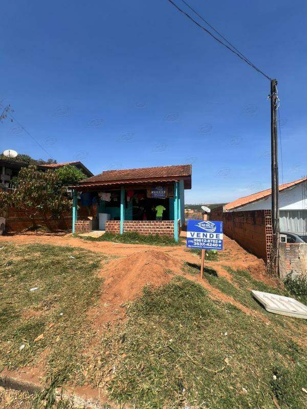Casa à venda no Brauna: 
