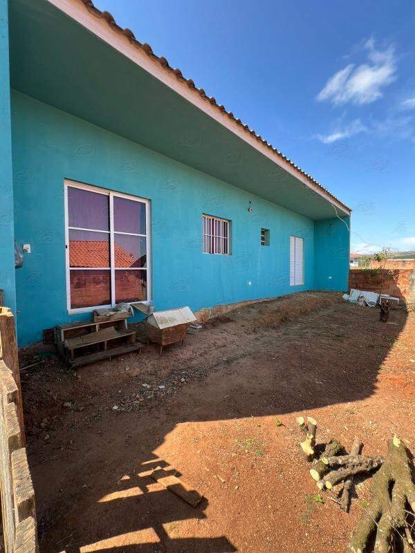 Casa à venda no Brauna: 