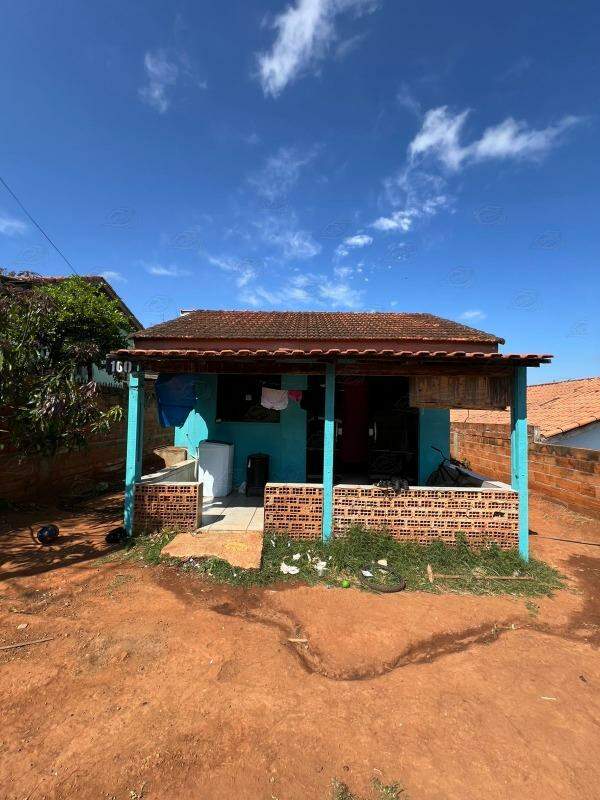 Casa à venda no Brauna: 