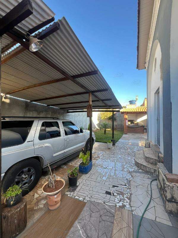 Casa à venda no Santa Terezinha: 