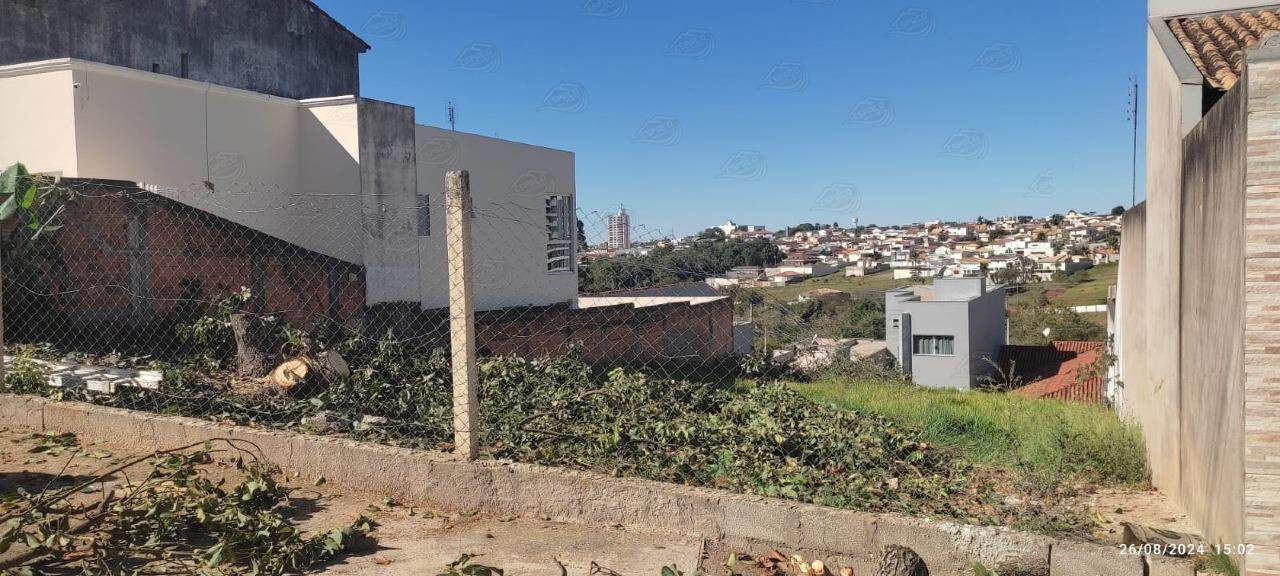 Terreno à venda no JARDIM DONA MIRIAM: 