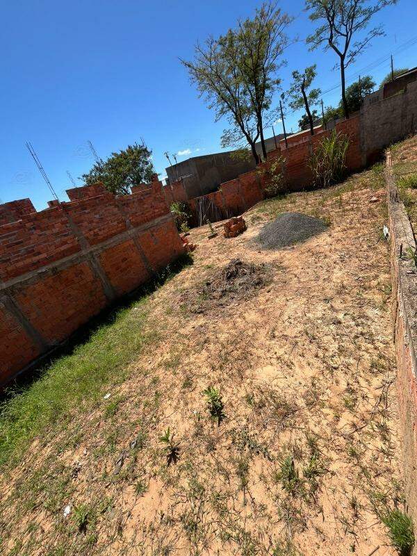 Terreno à venda no Jardim São Paulo: 