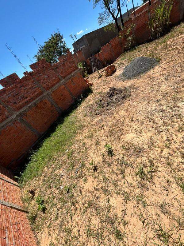 Terreno à venda no Jardim São Paulo: 