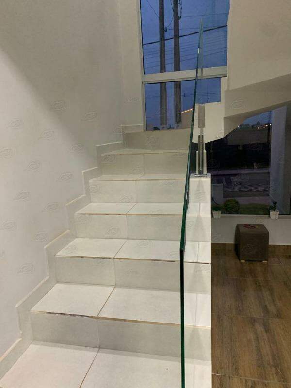 Sobrado à venda no Condomínio Alto dos Pinheiros: 