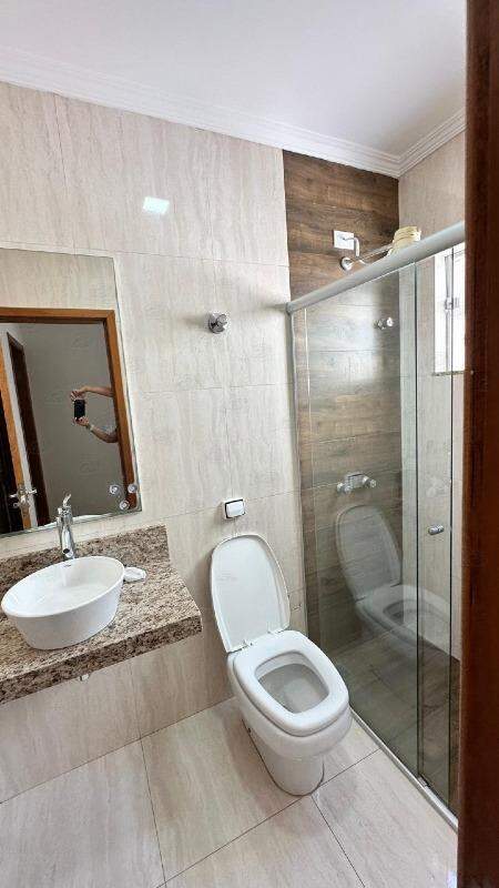 Casa à venda no Condomínio Alto dos Pinheiros: 