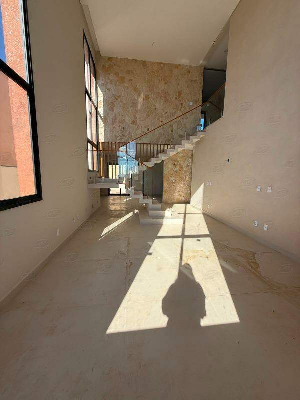 Sobrado à venda no Condomínio Residencial Bela Vista: 