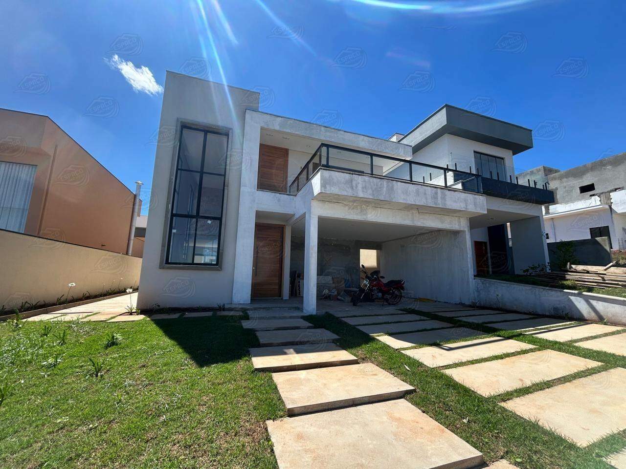 Sobrado à venda no Condomínio Residencial Bela Vista: 