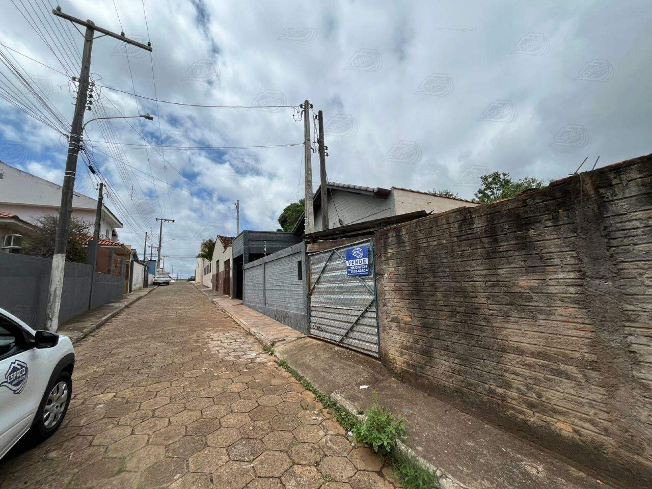Terreno à venda no Santa Terezinha: 