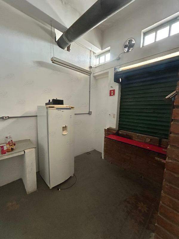 Salão para aluguel no Centro: 
