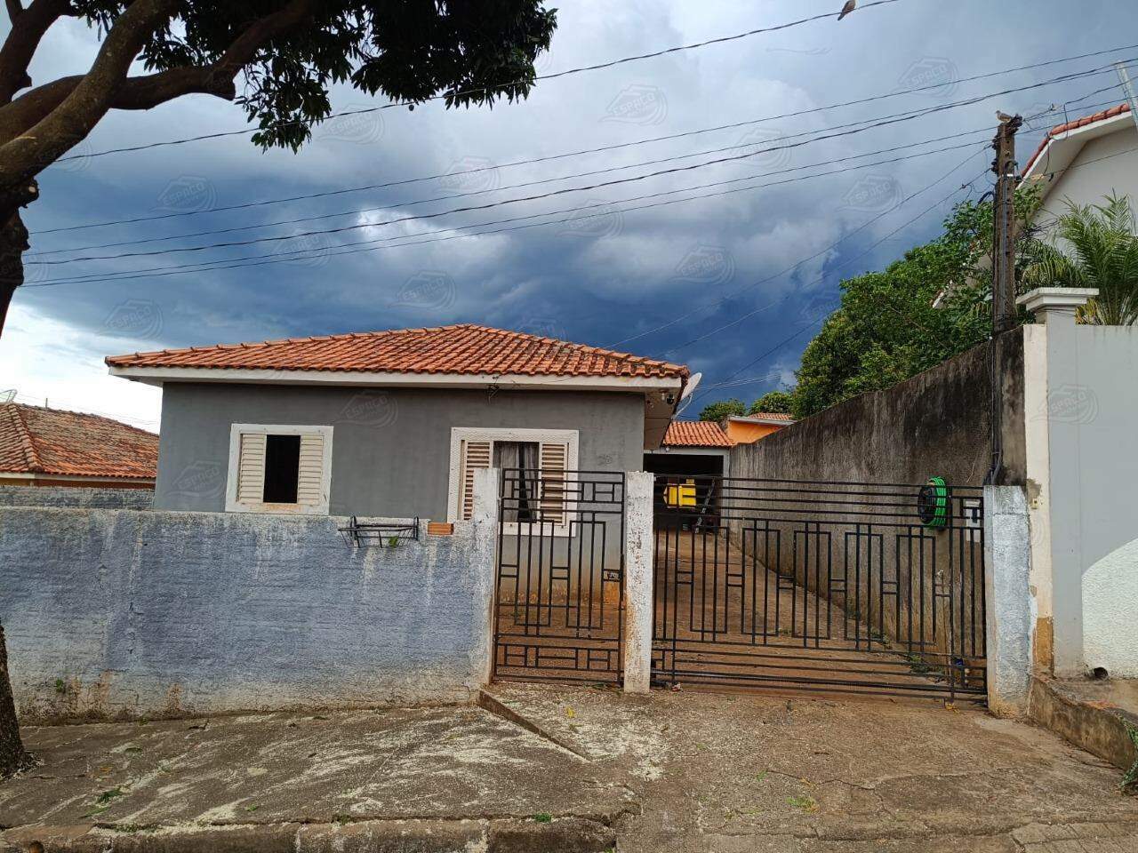 Casa à venda no Centro: 