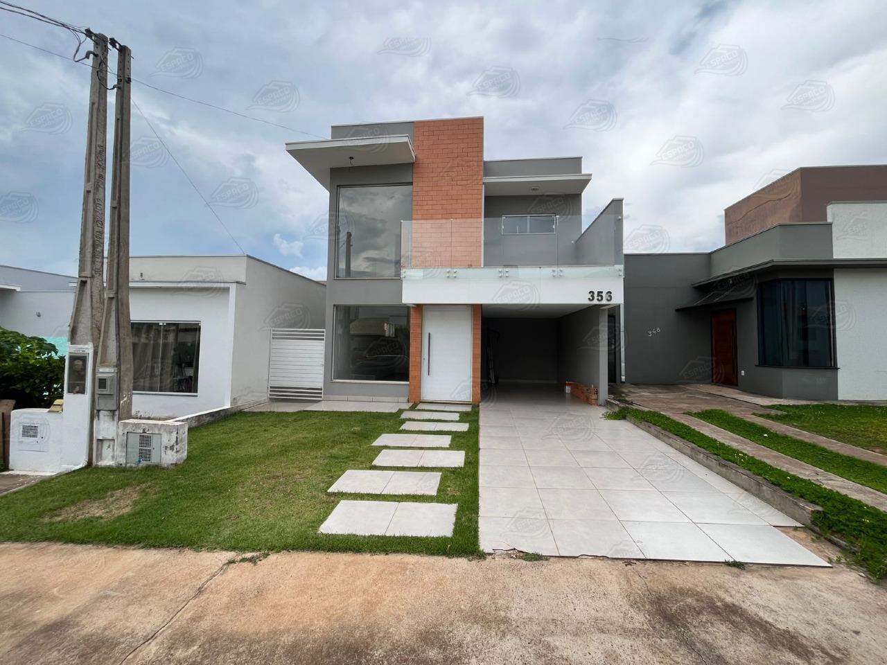 Sobrado à venda no Condomínio Alto dos Pinheiros: 