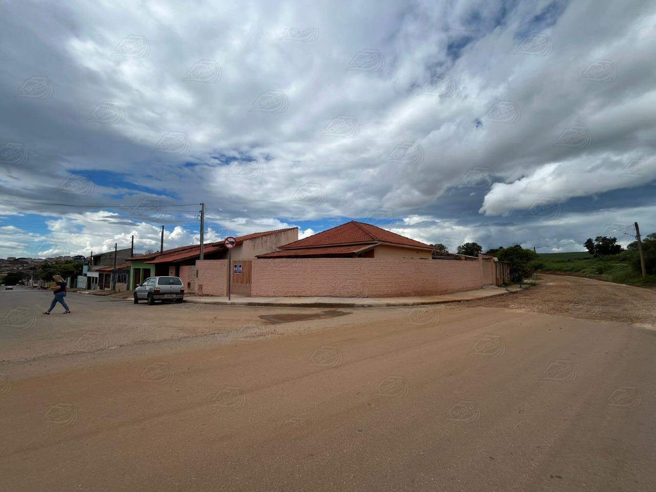 Casa à venda no Parque Centenário: 