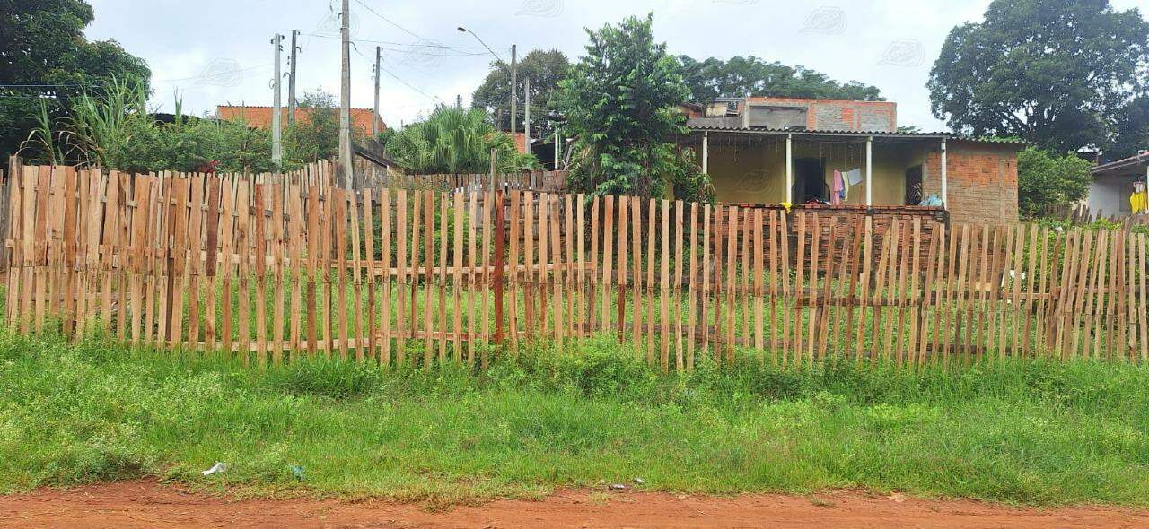 Terreno à venda no Novo Horizonte: 