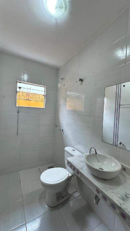 Casa à venda no Condomínio dos Professores: 