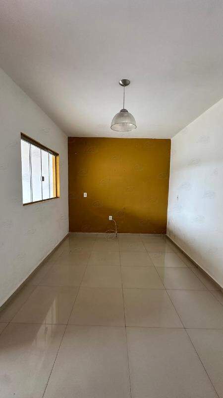 Casa à venda no Condomínio dos Professores: 