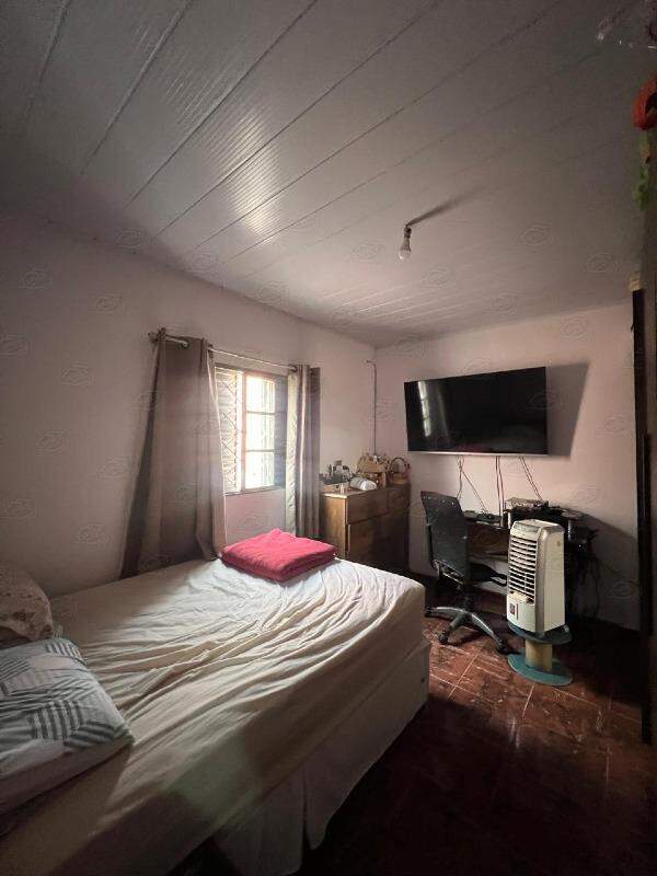 Casa à venda no Jardim São Pedro: 