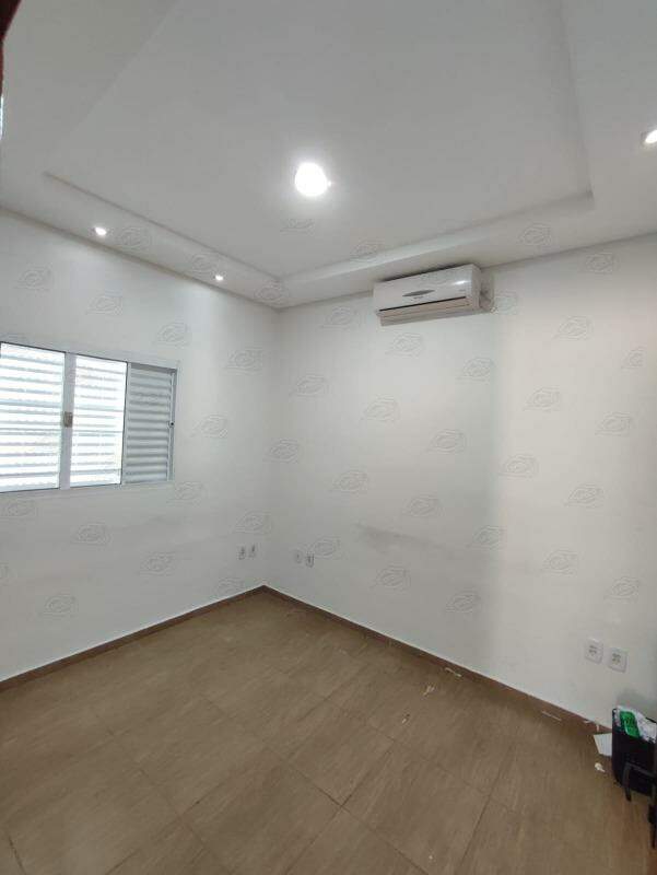 Casa para aluguel no Centro: 