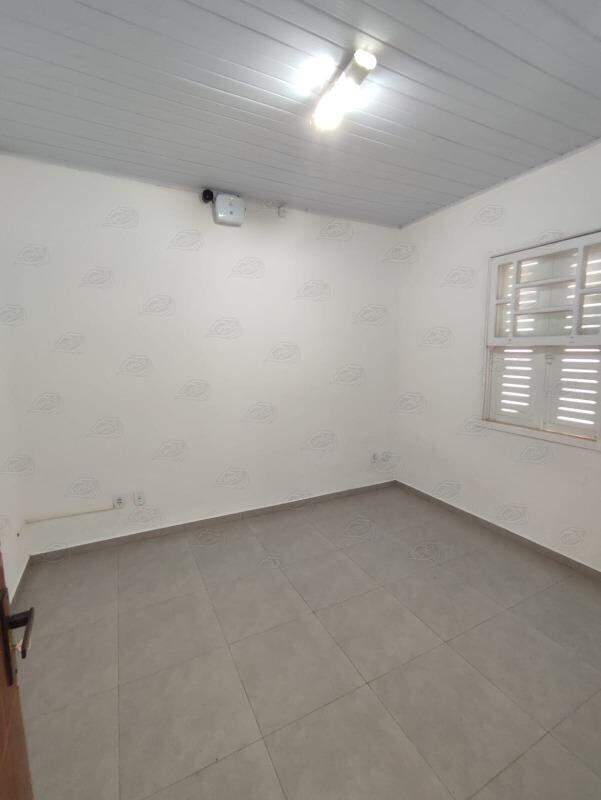 Casa para aluguel no Centro: 
