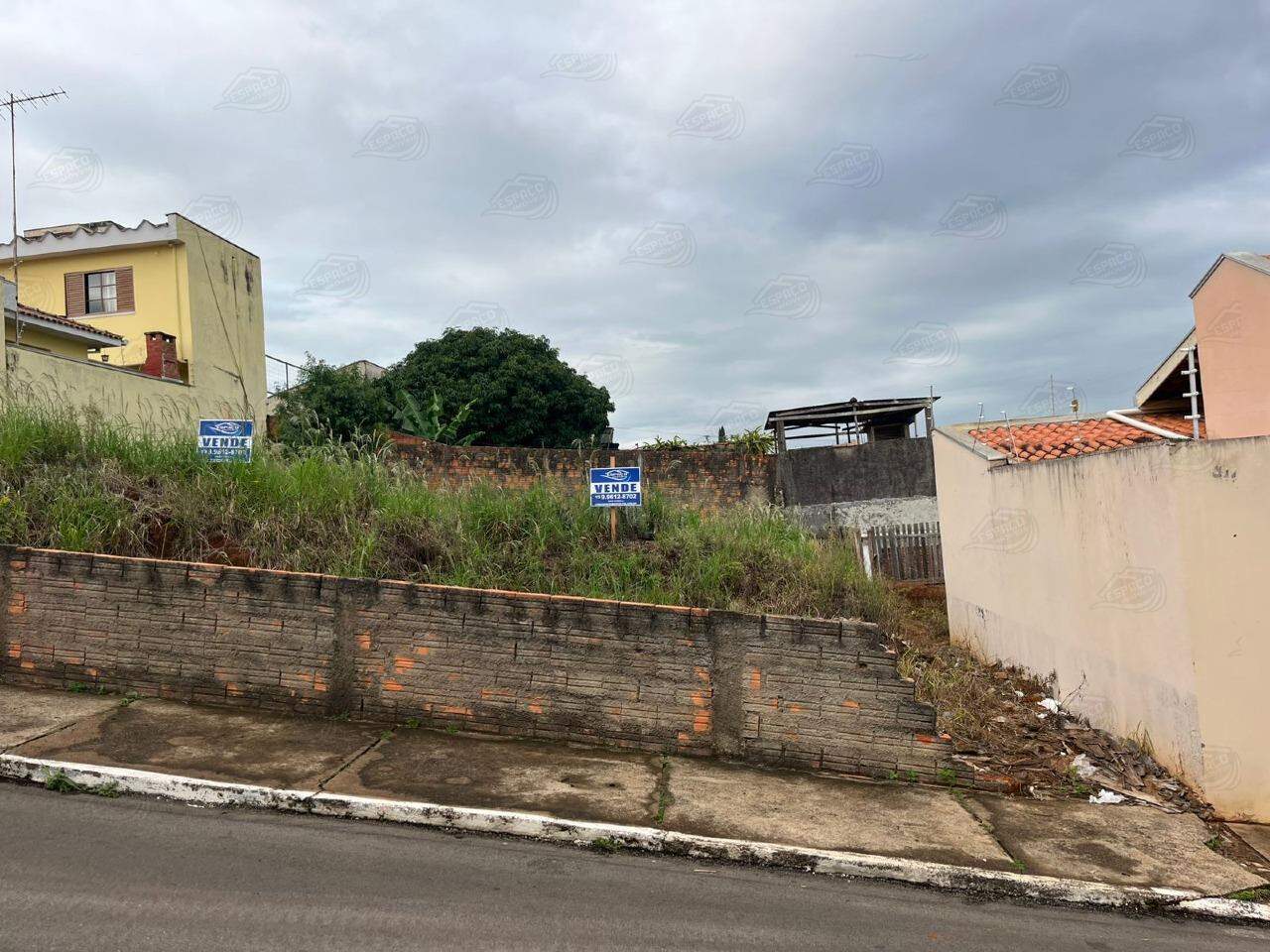 Terreno à venda no Centro: 