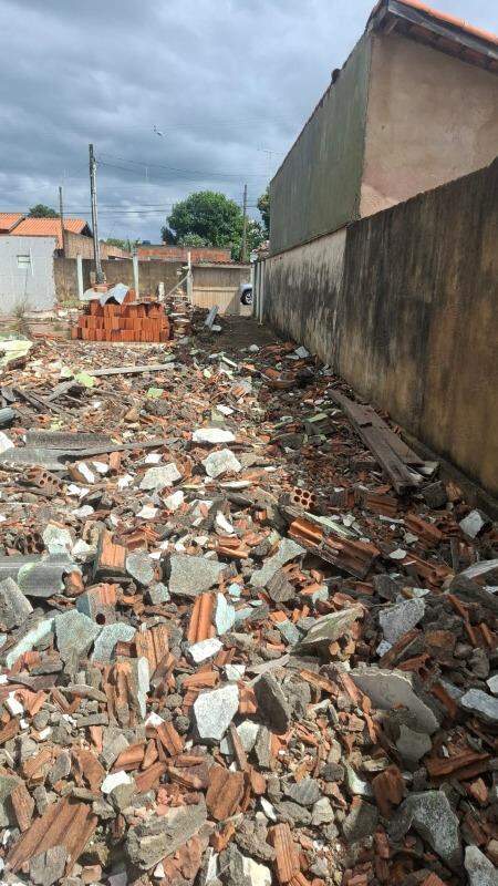 Terreno à venda no Cruzeiro: 