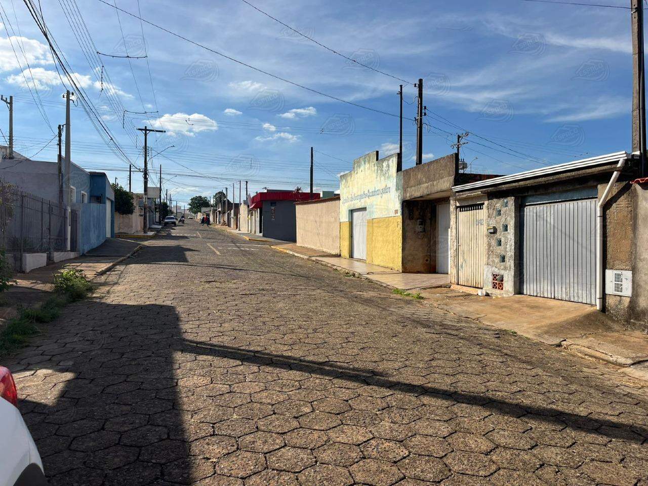 Terreno à venda no Cruzeiro: 