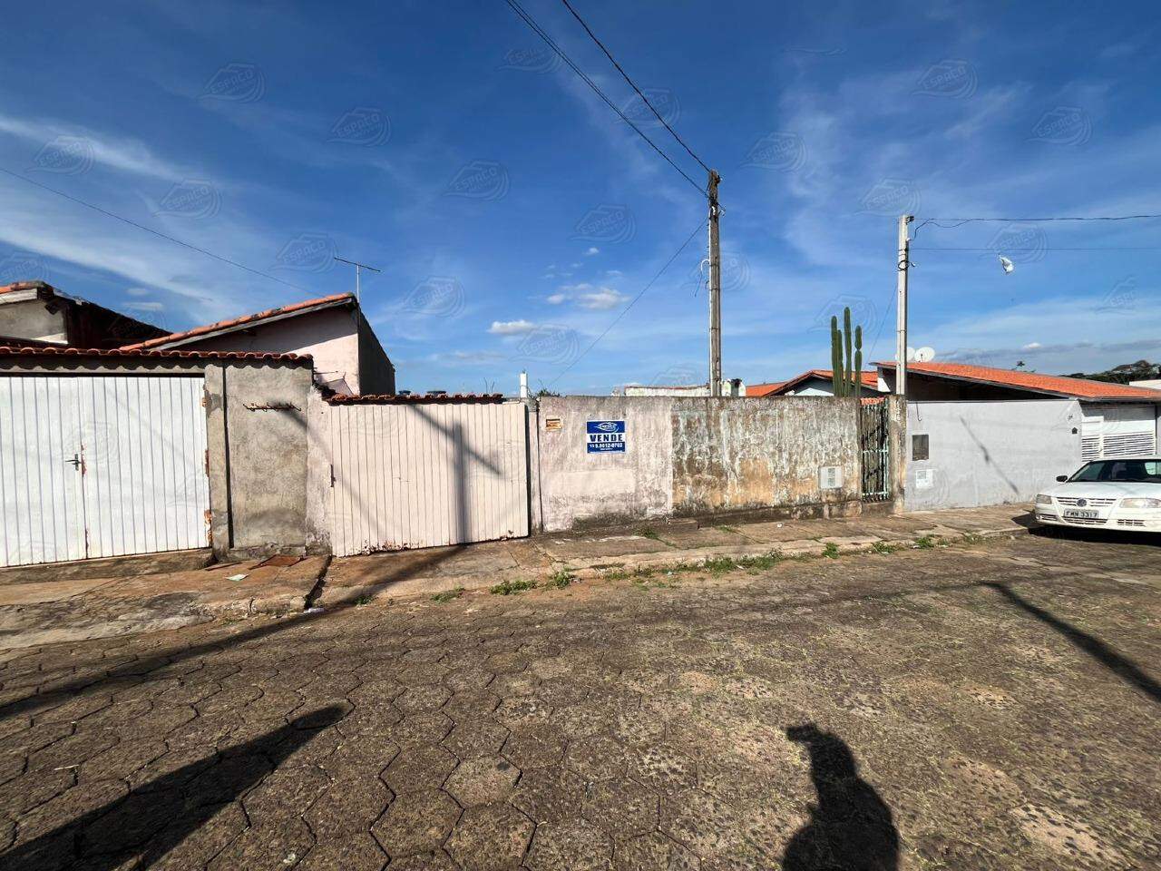 Terreno à venda no Cruzeiro: 