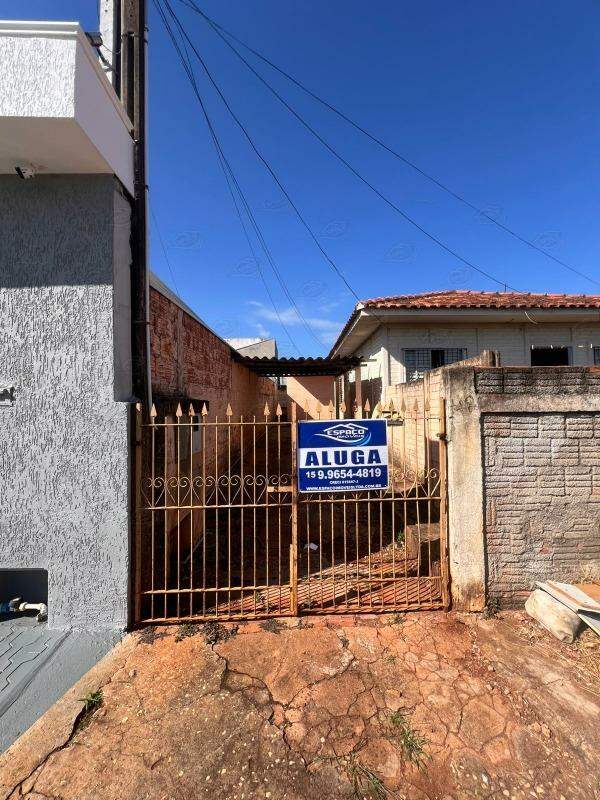 Casa para aluguel no Ginásio: 