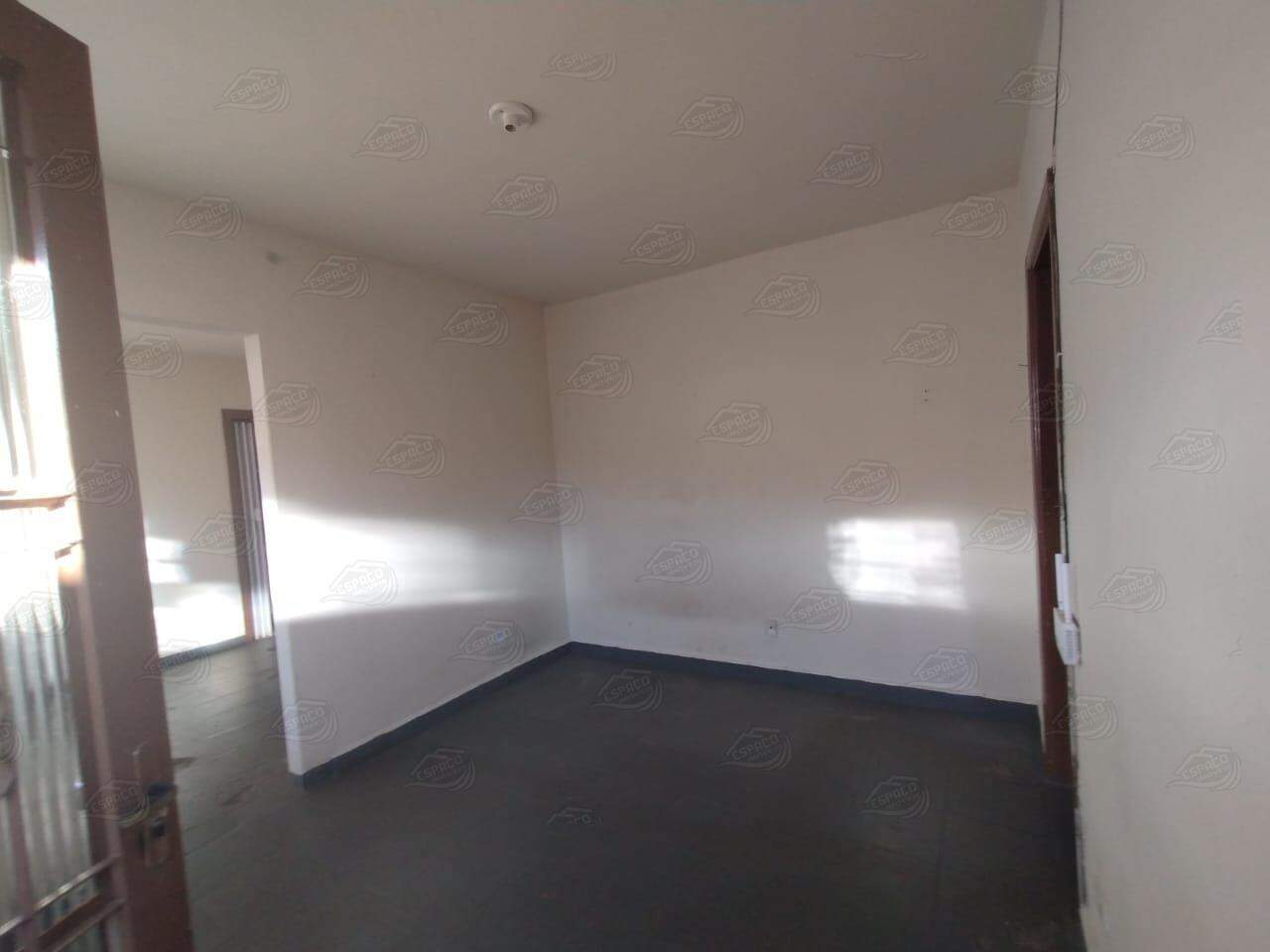 Casa para aluguel no Ginásio: 