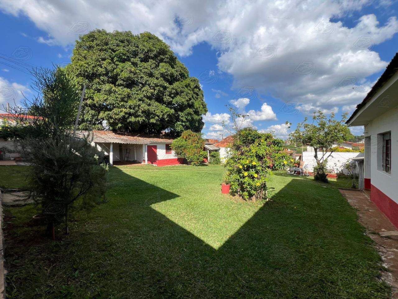 Casa à venda no Centro: 