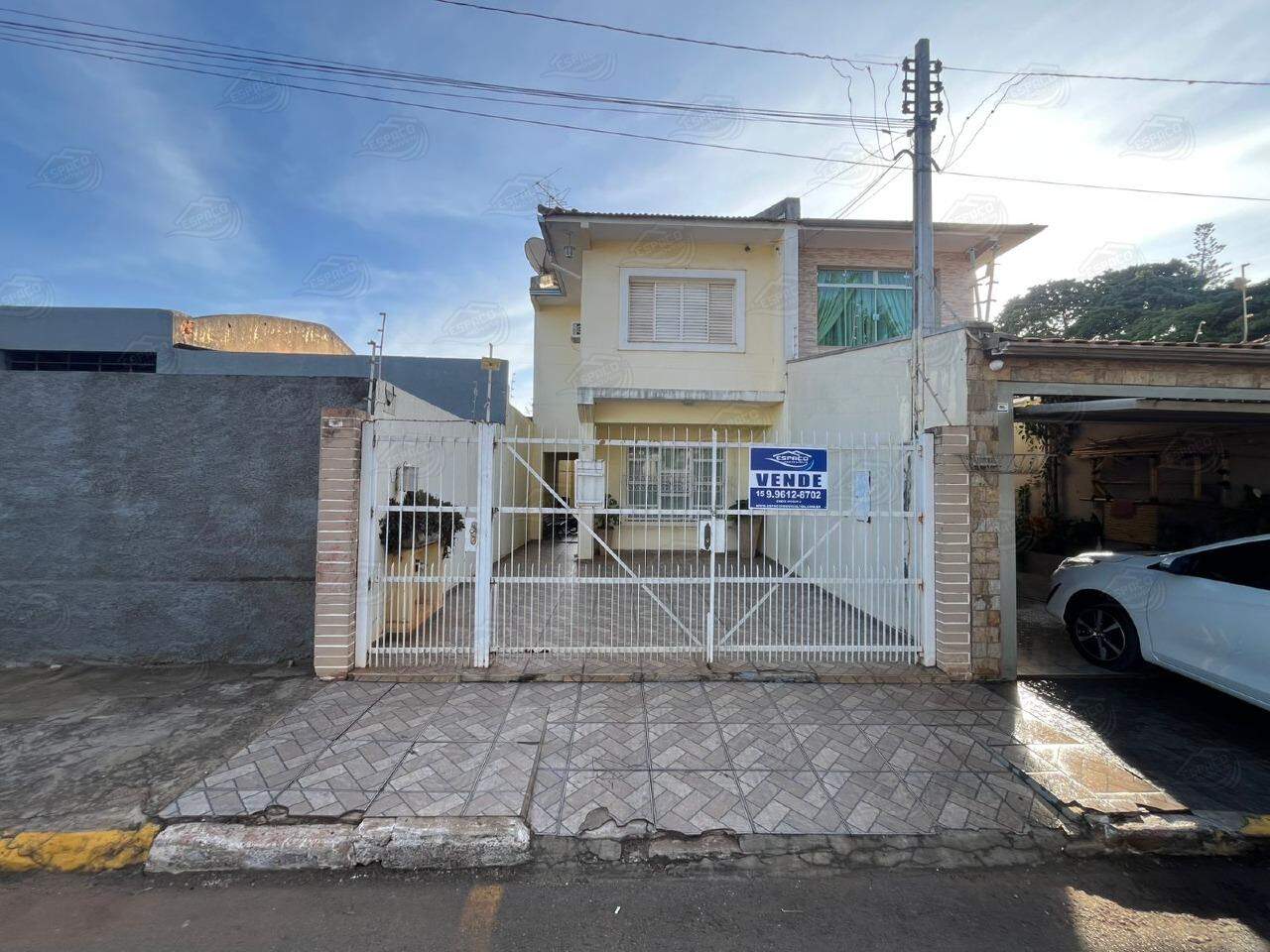 Sobrado à venda no João adolfo: 