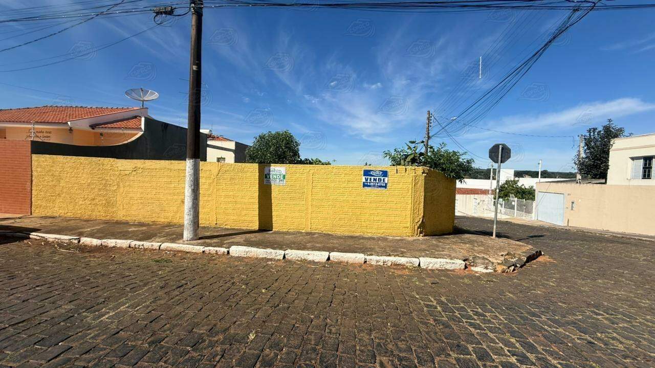 Terreno à venda no Centro: 