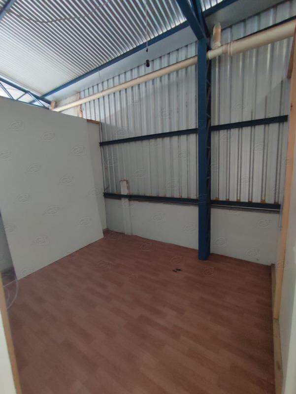 Barracão para aluguel no Centro: 