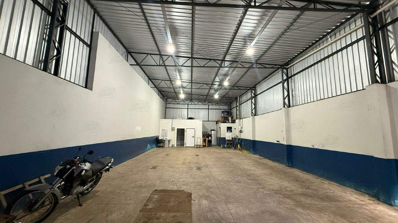 Barracão à venda no Jardim São Pedro Horigome: 