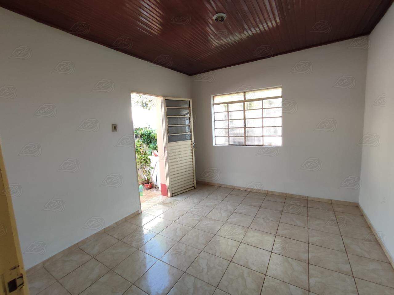 Casa para aluguel no Centro: 