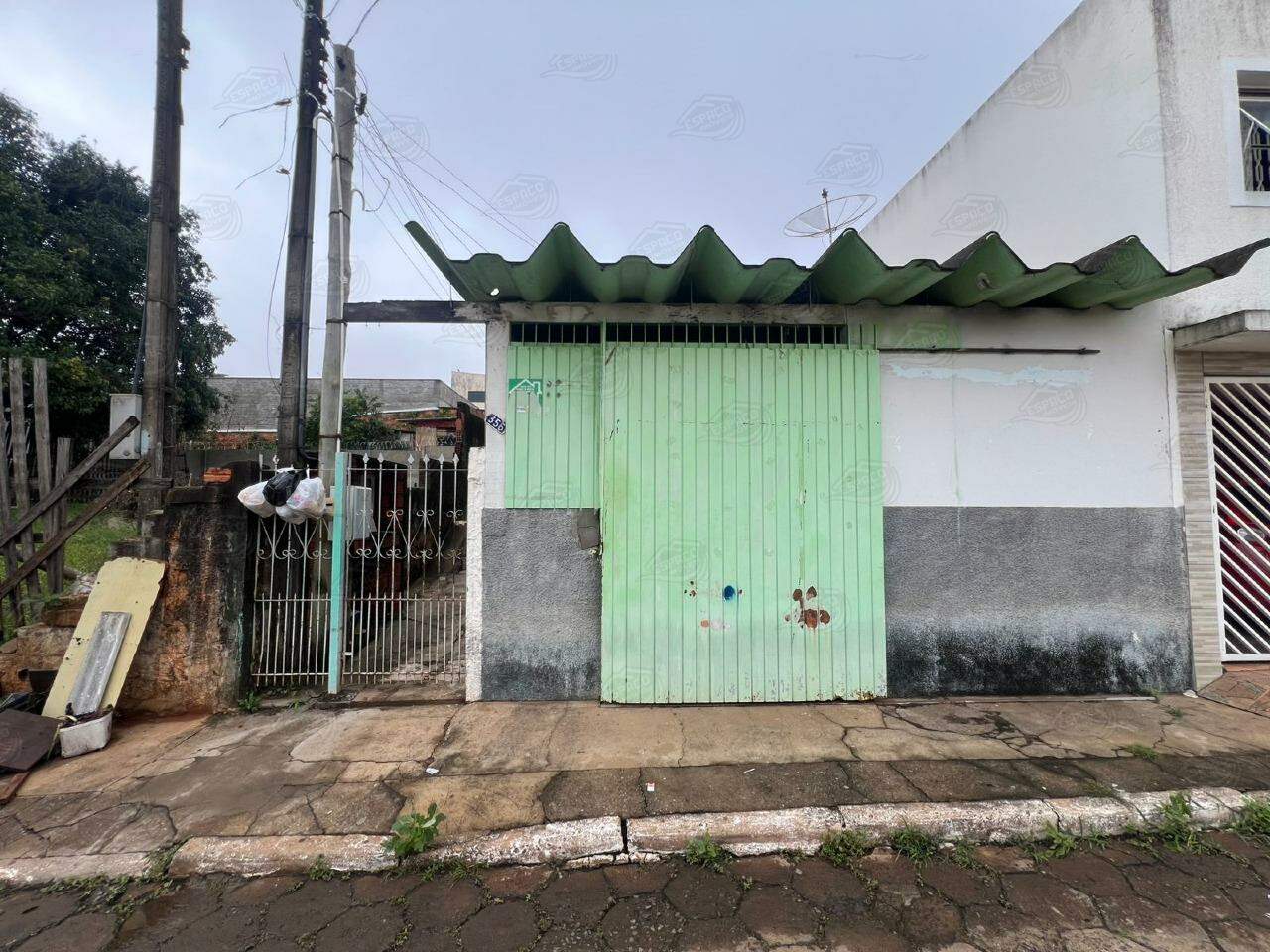 Casa à venda no Centro: 
