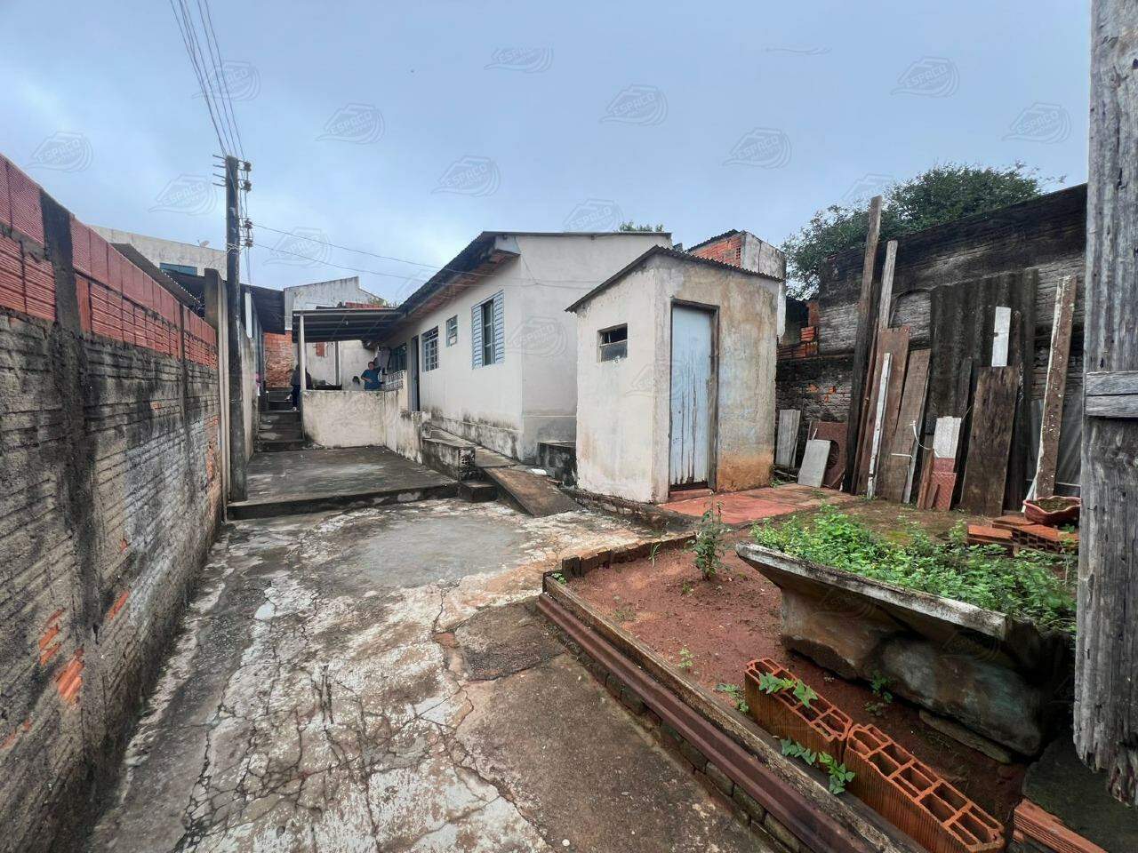 Casa à venda no Centro: 