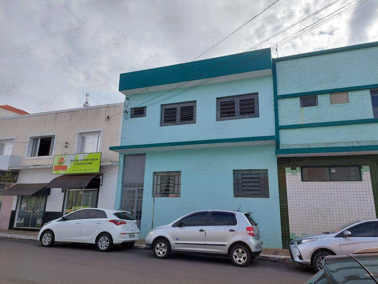 Ponto para aluguel no Centro: 
