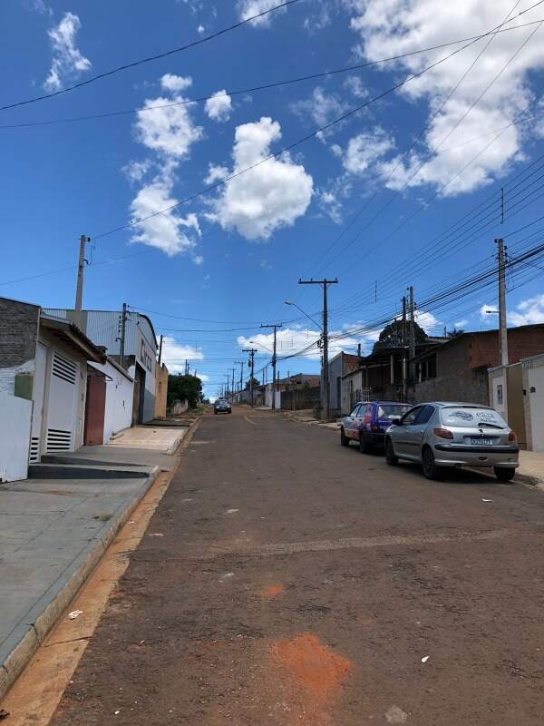Casa à venda no Jardim Sinhá: 
