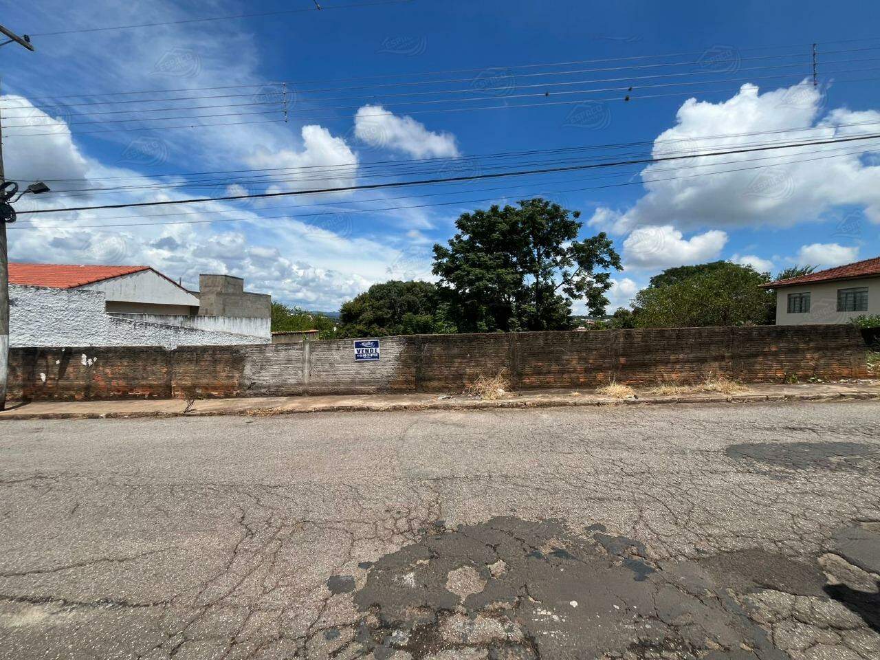 Terreno à venda no Ginásio: 