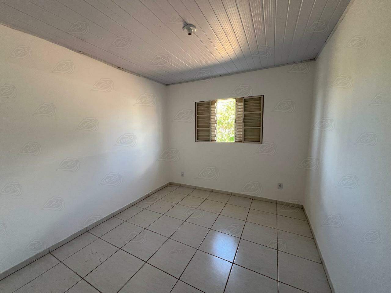 Casa à venda no Condomínio dos Professores: 